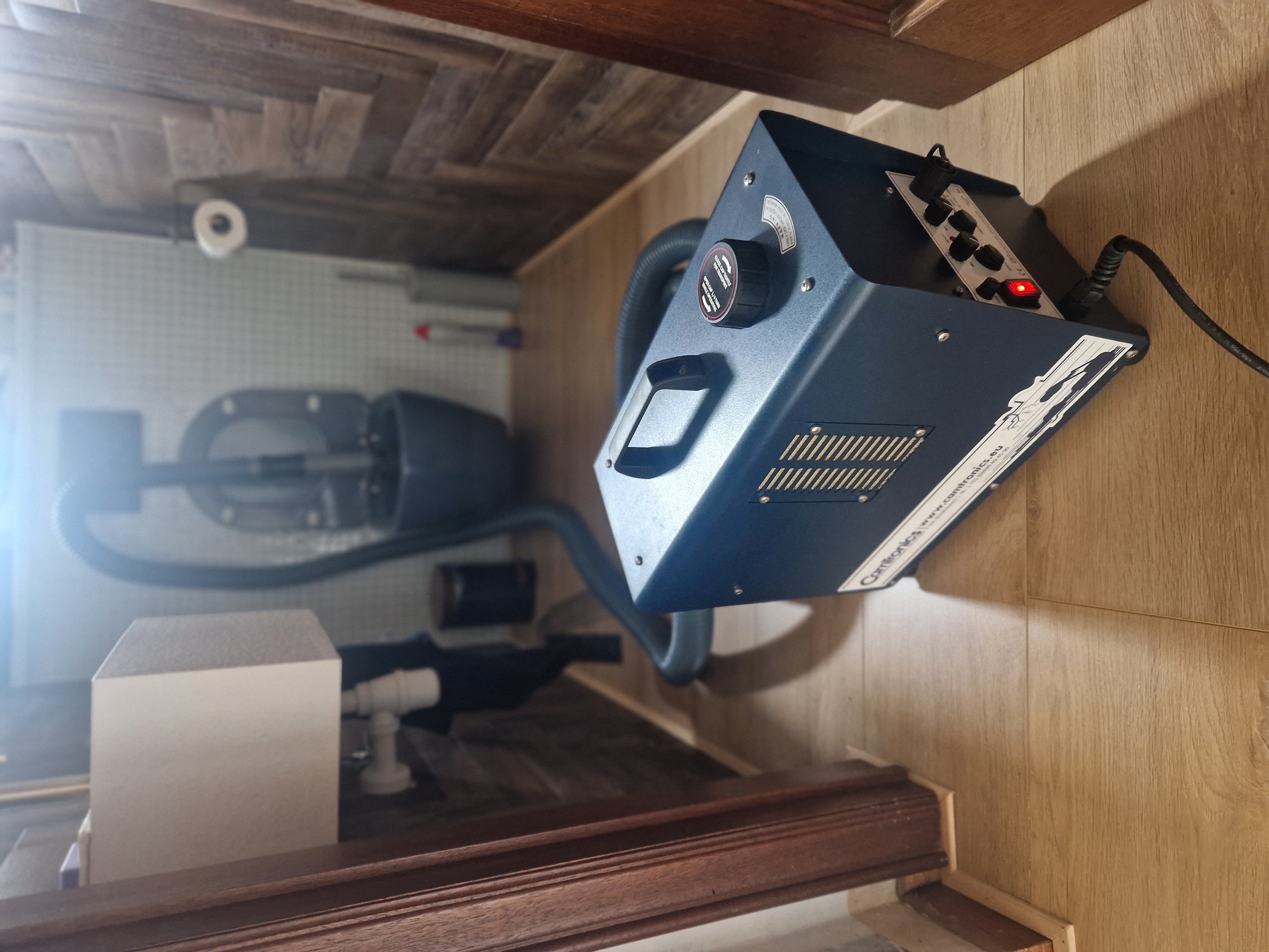 Geuronderzoek toilet met rookmachine